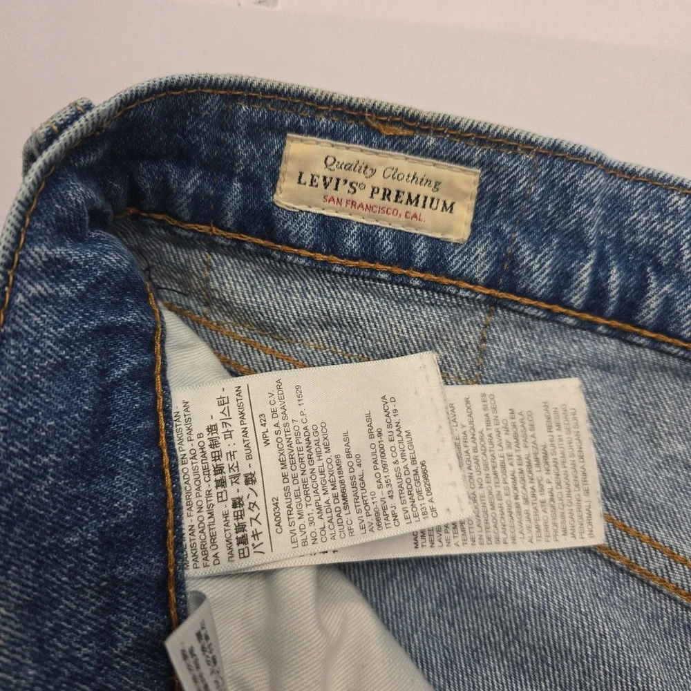 Levis capital levi